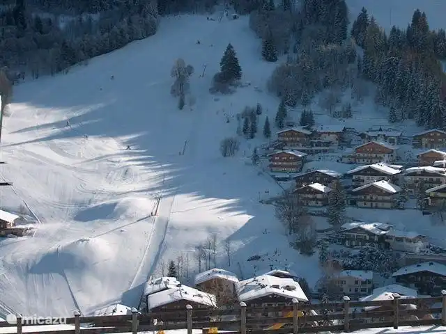 Saalbach, Hinterglemm, Leogang en Fieberbrun delen samen een fantastisch aaneengesloten skigebied met ruim 270 km pistes.


