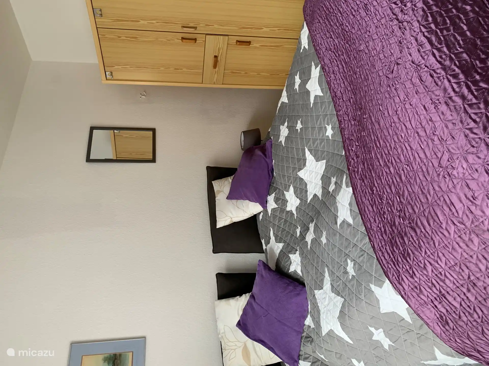 Schlafzimmer 1
Matratze 2x90