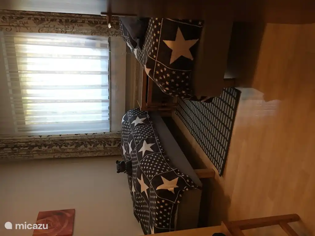 Schlafzimmer 2 mit 2 x Einzelbett