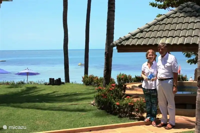 die Eigentümer in ihrer Villa