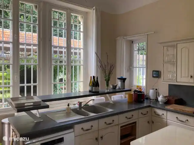 Villa Sainte Marie | France, Allier, Sanssat - maison de vacances La cuisine