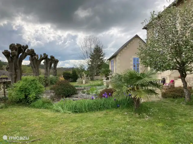 Villa Sainte Marie | France, Allier, Sanssat - maison de vacances Printemps