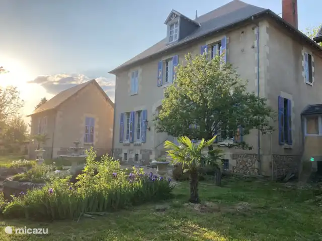 Villa Sainte Marie | France, Allier, Sanssat - maison de vacances Devant