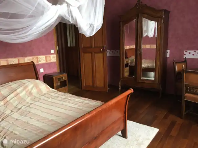 Villa Sainte Marie | France, Allier, Sanssat - maison de vacances La Chambre des maîtres