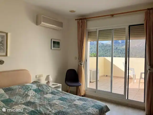 Location de Vacances Espagne, Costa de Valencia, Barx, villa - Villa Las Rocas Chambre double au deuxième étage avec vue sur la vallée