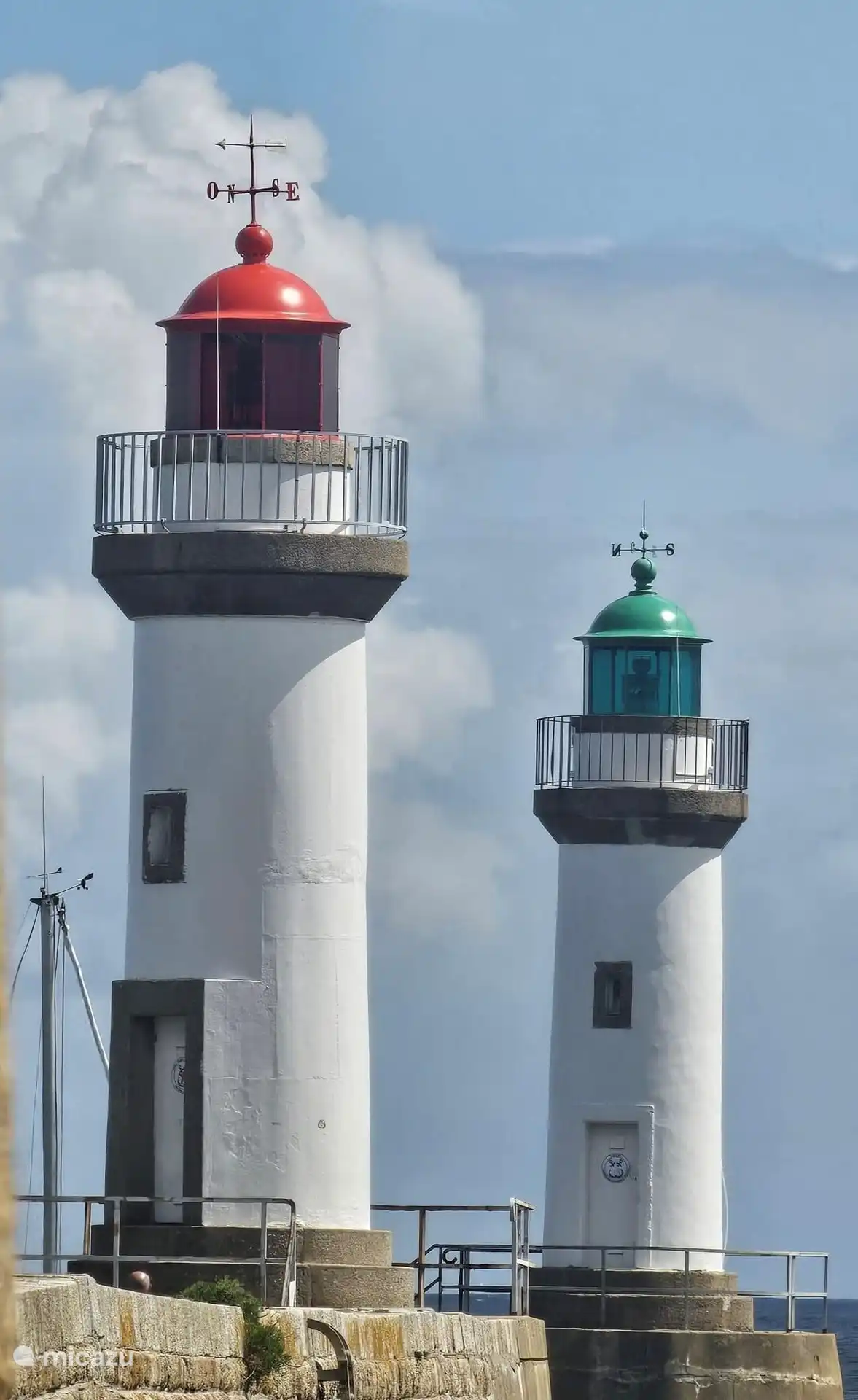 You will find beautiful lighthouses all along the coast