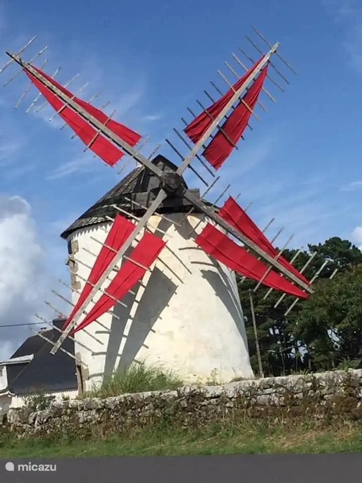 typical mill in Cléden. also located on the beautiful route of Douarnenez, along the north side, ending at Point du Raz.