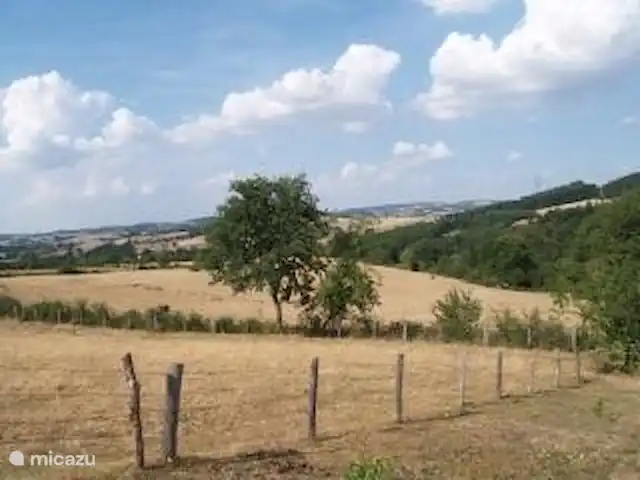 Location de Vacances France, Allier, Arfeuilles, ferme - La Goutte Bruyère Paysage d'été