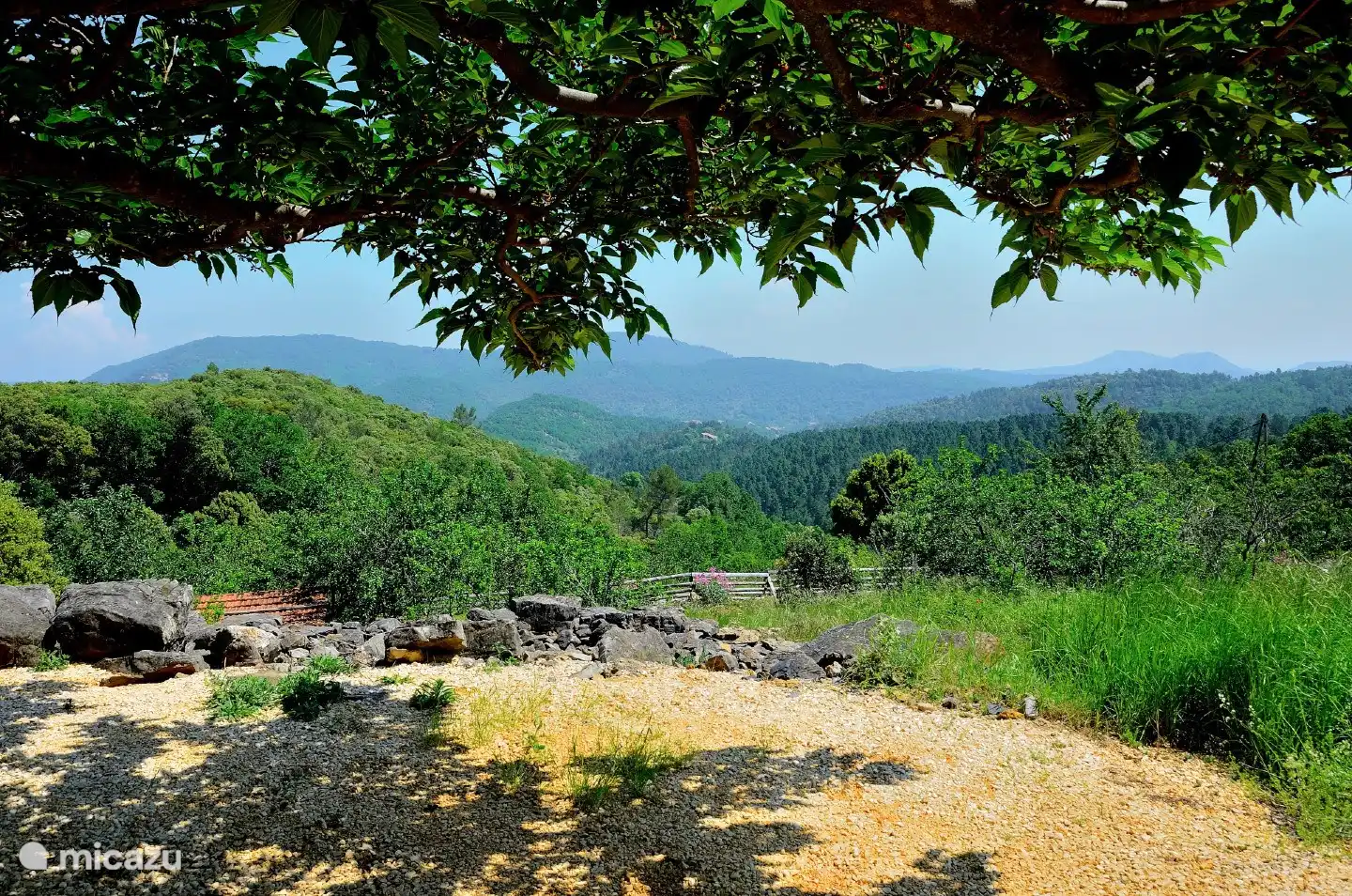 Der Blick aus dem Badezimmer des Four Seasons-Hauses. (Foto mit freundlicher Genehmigung von Gast Boet)