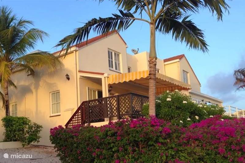 Vacation rental Curaçao, Curacao-Middle, Piscadera Villa Villa Royal Palm 42A