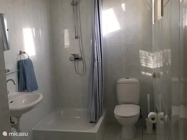 Villa Royal Palm 42A | Curaçao, Curaçao-Centre, Piscadera - villa ....plus salle de bain