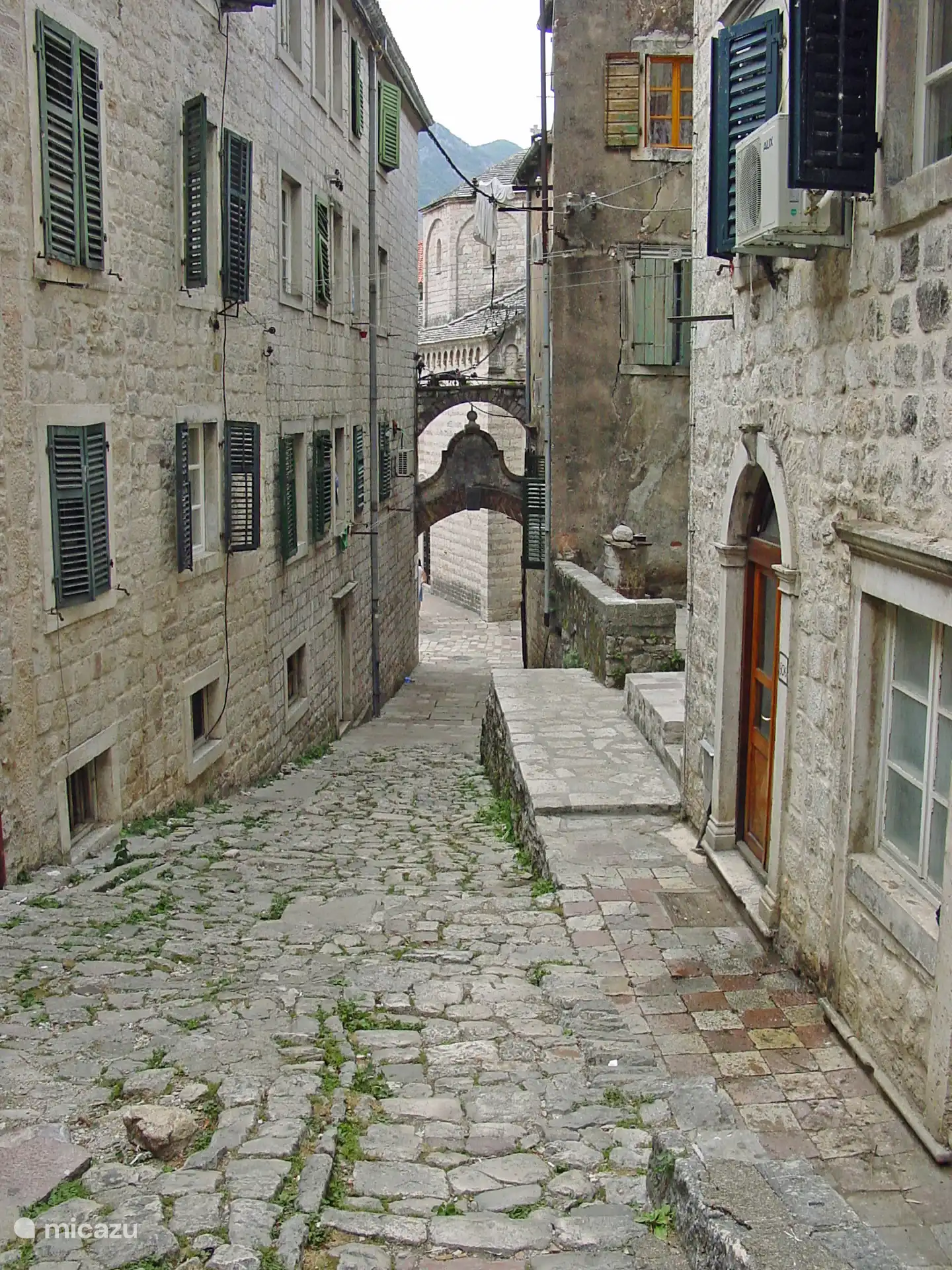 Middeleeuwse stad, Kotor. Enkele minuten lopen van Mimosa appartement