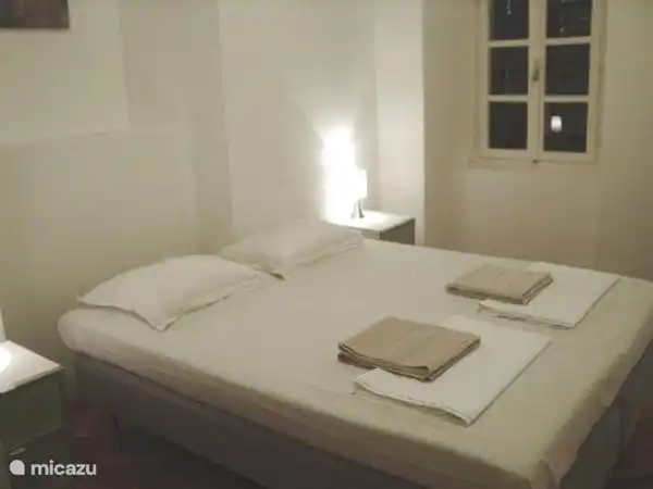 slaapkamer (met badkamer en-suite)