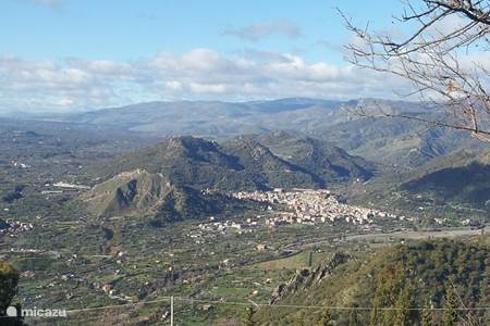 Uitzicht vanuit Casa Motta Camastra