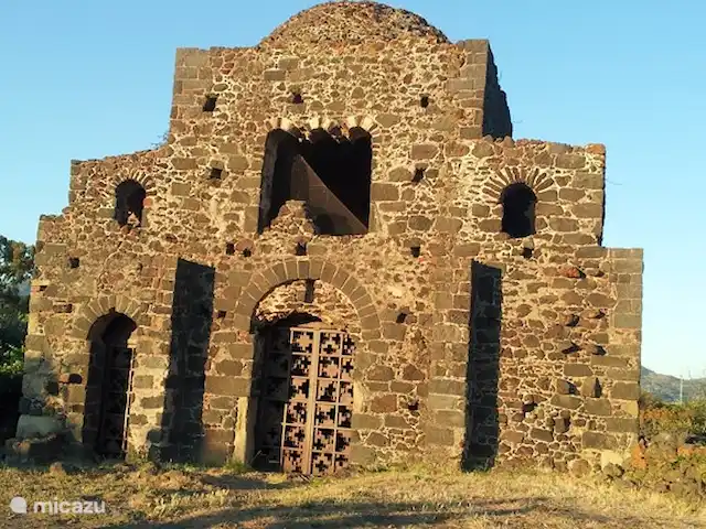 Casa Motta Camastra en Italia, Sicilia, Motta Camastra - casa vacacional Basílica en el Valle de Alcántara