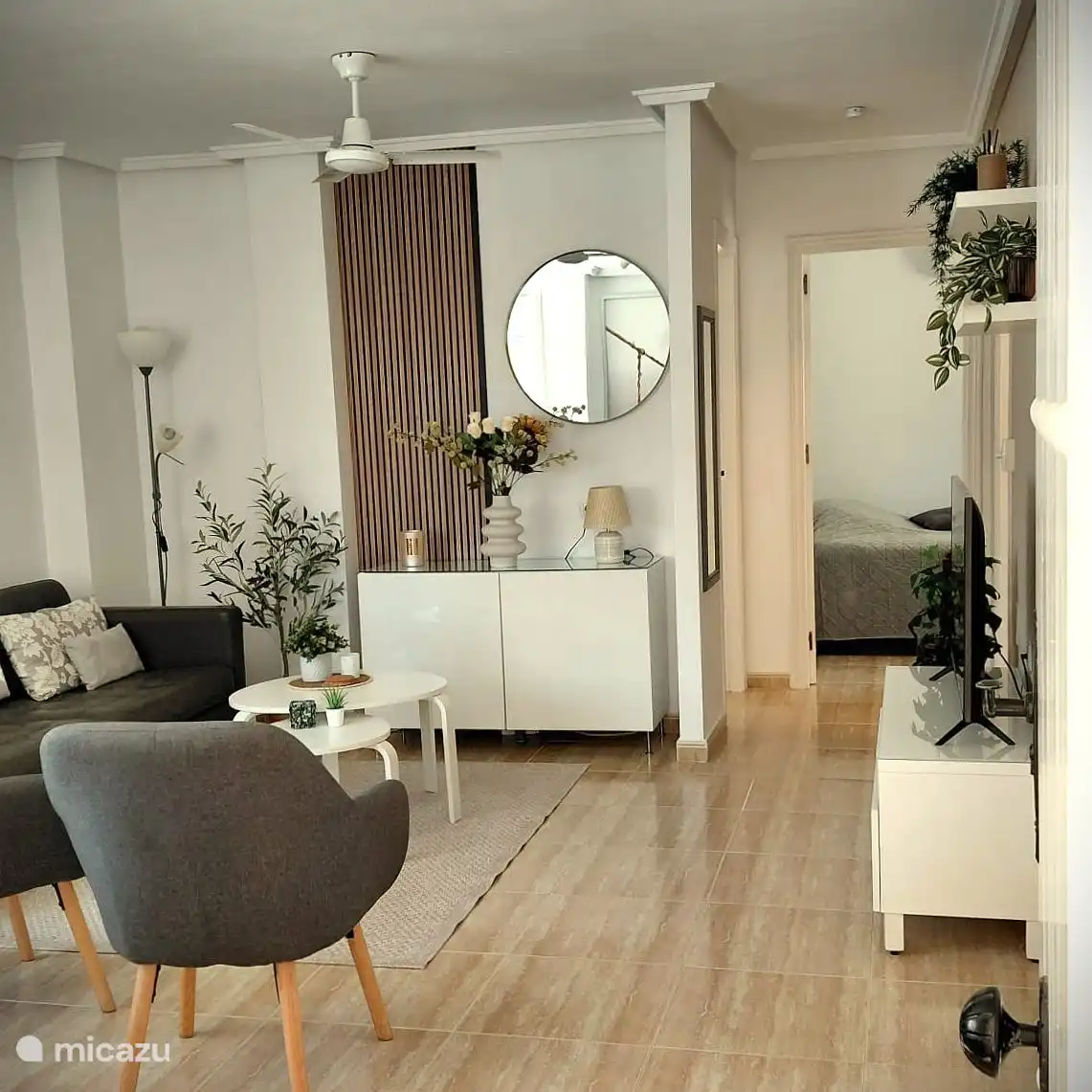 Huiskamer, met airco en fan