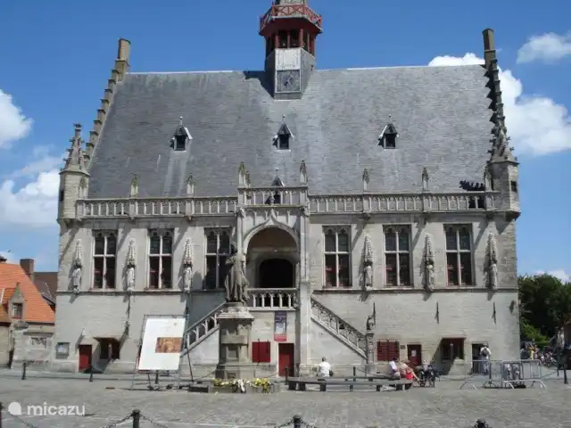 Pueblo junto al mar en Bélgica, Costa Belga, De Haan - bungaló El ayuntamiento de Damme