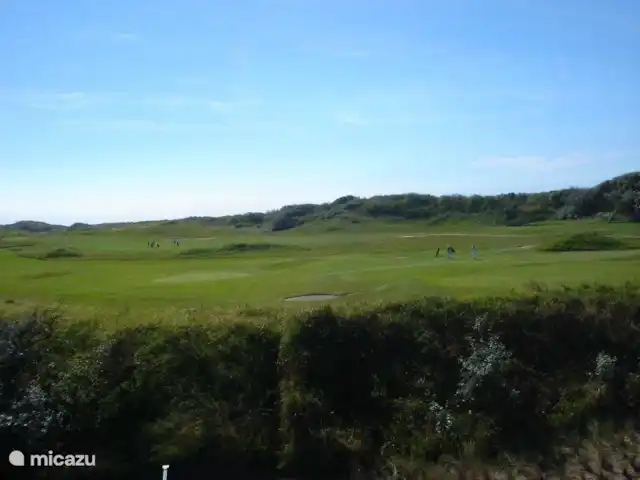 Pueblo junto al mar en Bélgica, Costa Belga, De Haan - bungaló El campo de golf de 18 hoyos en las dunas de Vosseslag