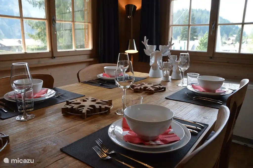 Détail de la table dressée.