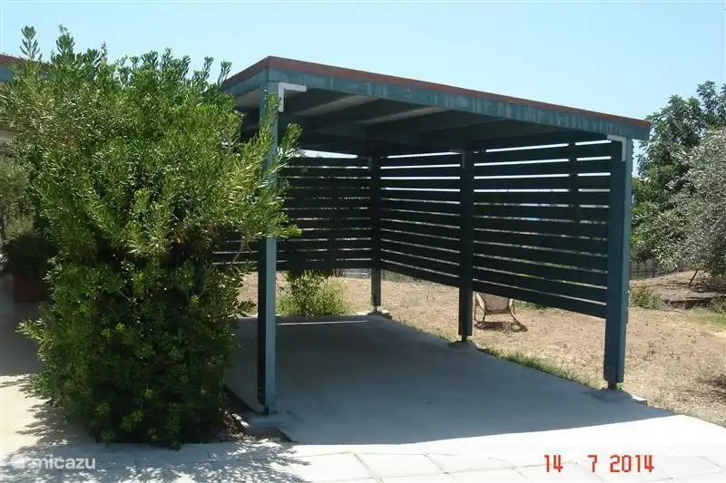 A carport is a must in sunny Cyprus, otherwise you step into an oven every time ..