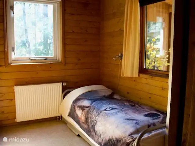 Le Coucou au Bospark de Vliegden | Pays-Bas, Gueldre, Emst (Epe) - chalet La petite chambre. Deux couchages ici grâce au lit gigogne