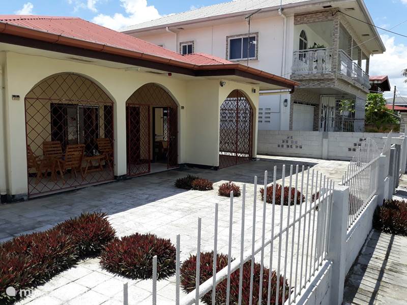 Casa vacacional Suriname, Paramaribo, Paramaribo Casa vacacional Ma-Retrâite: Residencia MARESOL