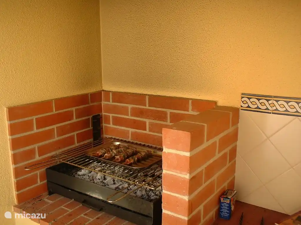 Mit einem eigenen Außenküche.