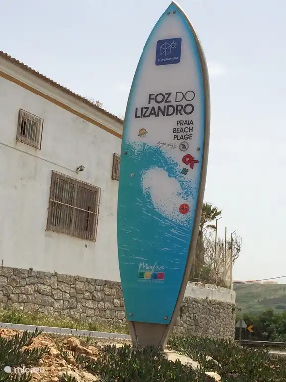 Einer der neun Stränden von Ericeira, Foz do Lizandro.