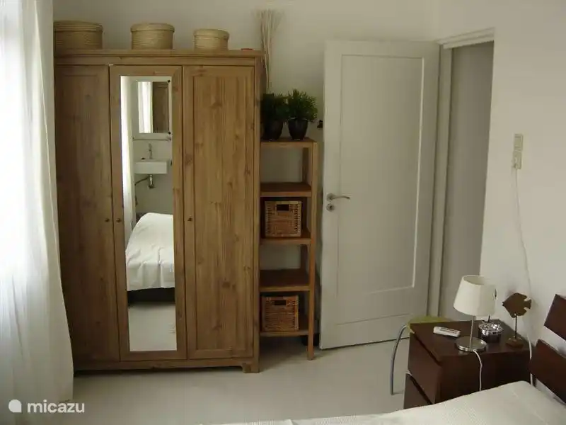 master bedroom with wardrobe (hanging / leg)