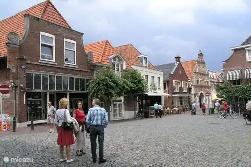 Am Sonntag sind die Geschäfte geöffnet.