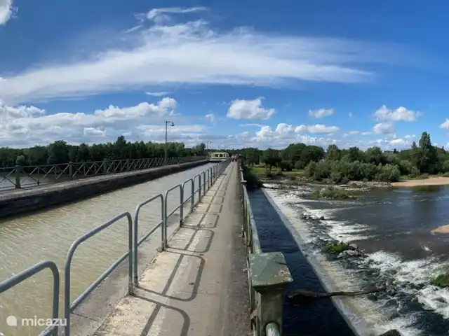Location vacances Hirondelle Rustique | France, Nièvre, Anlezy - maison de vacances Aqueduc sur la Loire, Apremont-sur-Allier