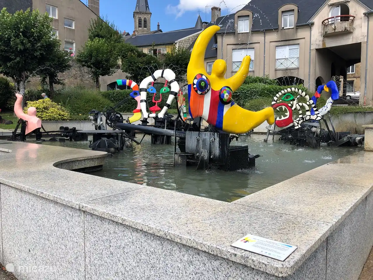Château-Chinon: Fontaine Niki de Saint-Phalle