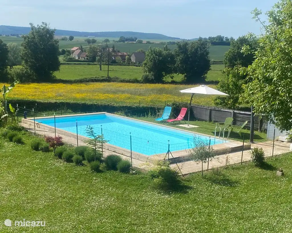 Vakantiehuis L`Hirondelle de Fenêtre