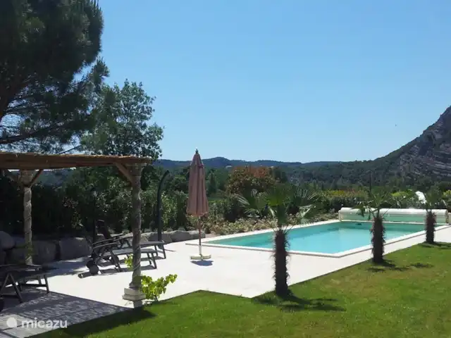 Les Palmiers à Vallon en Ardèche | France, Ardèche, Vallon-Pont-d'Arc - villa avec piscine panoramique