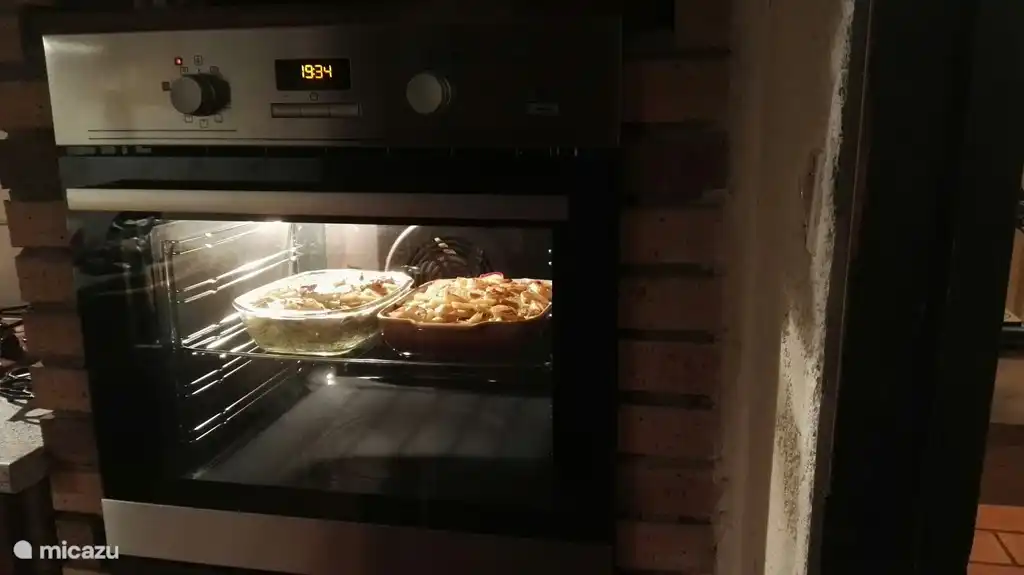 Learn to cook: casserole favorite! Cookbooks available.