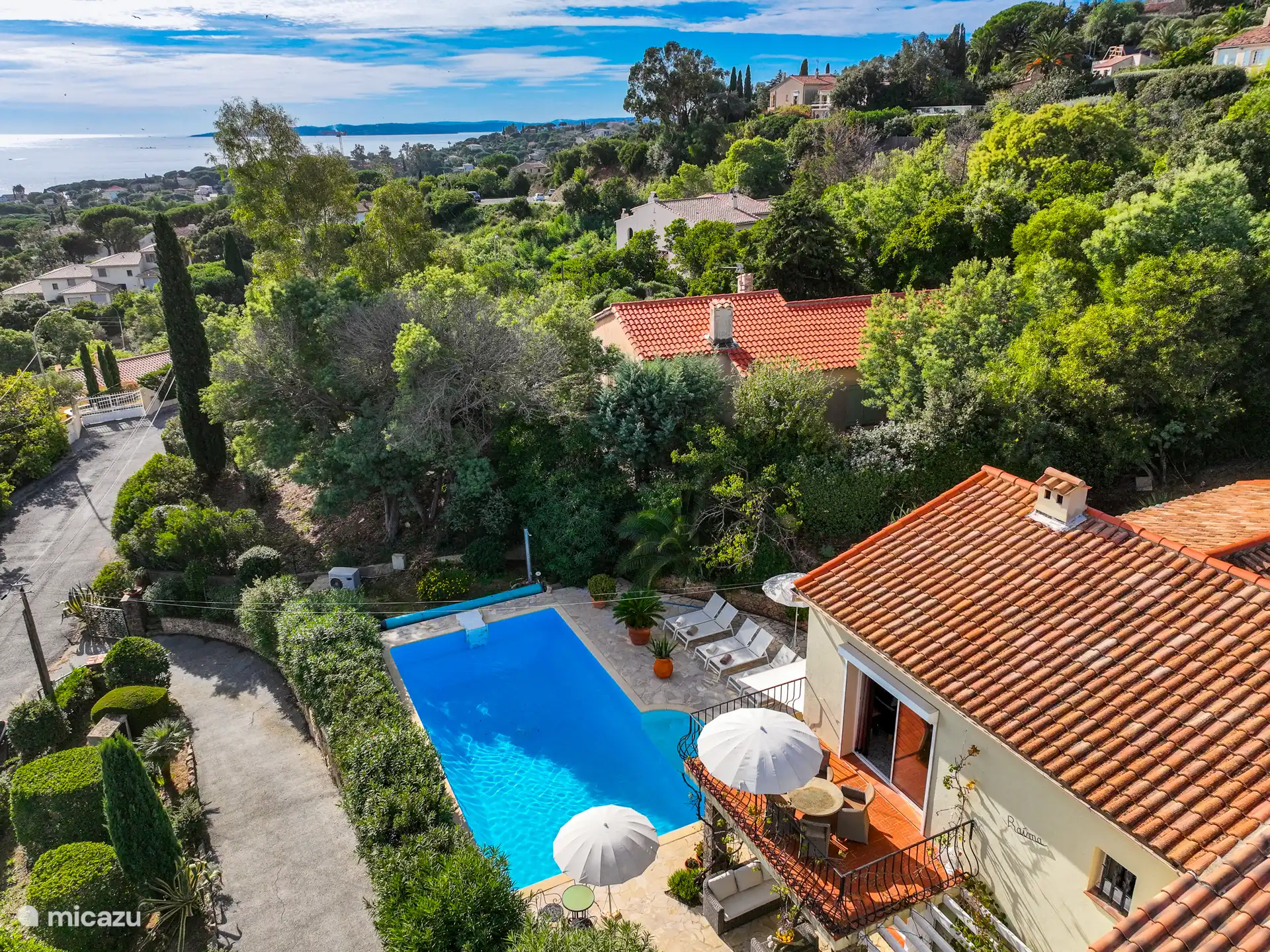 Villa Raima con vistas al mar hacia San Tropez