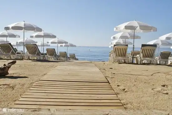 Plage 44 est une belle plage avec un restaurant juste au bas de la route de notre maison