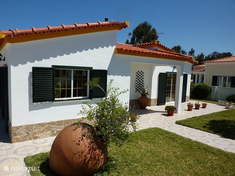 Holiday home in Portugal, Prata Coast, Bom Sucesso Holiday house Casa Catharina