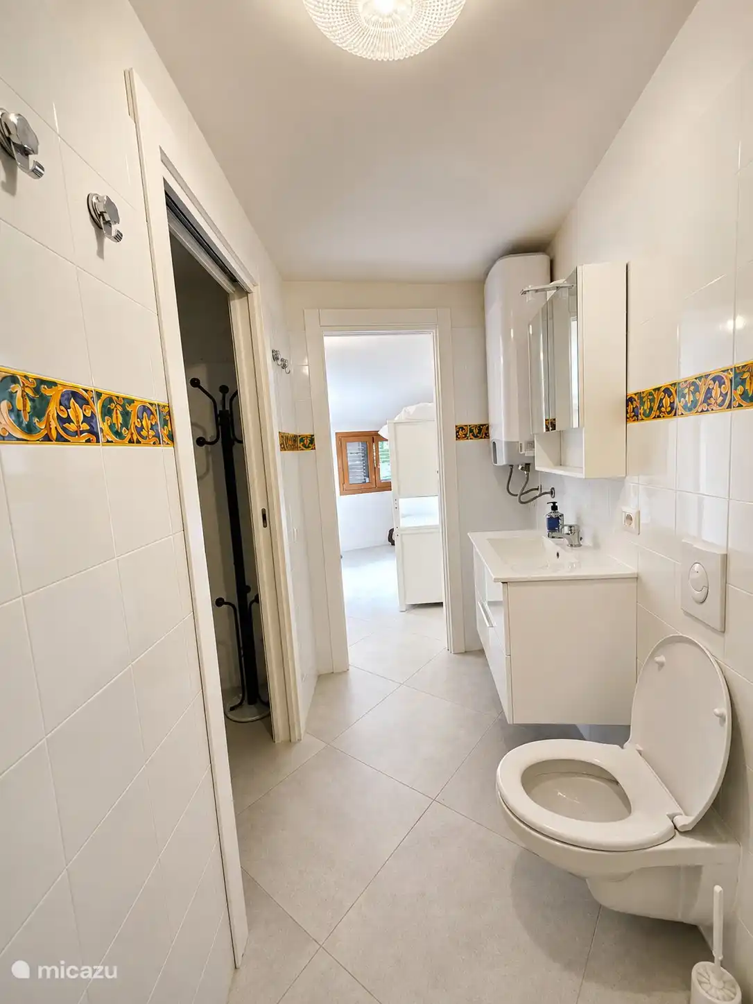 Gästehaus-Badezimmer