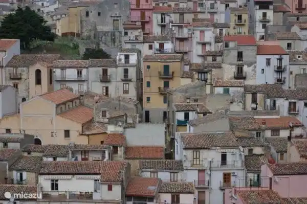 Gratteri, eines der charakteristischen Dörfer in der Umgebung.