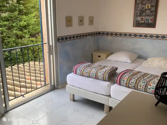 Va et Vient Soleil Sainte-Maxime | France, Côte d'Azur, Sainte-Maxime - villa chambre double climatisée au 1er étage, utilisable en couple ou pour 2 personnes séparément