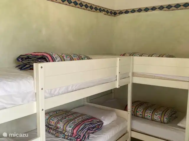 Va et Vient Soleil Sainte-Maxime | France, Côte d'Azur, Sainte-Maxime - villa Chambre climatisée avec 4 couchages en 2 lits superposés pour les enfants (chacun 200cm sur 80cm)