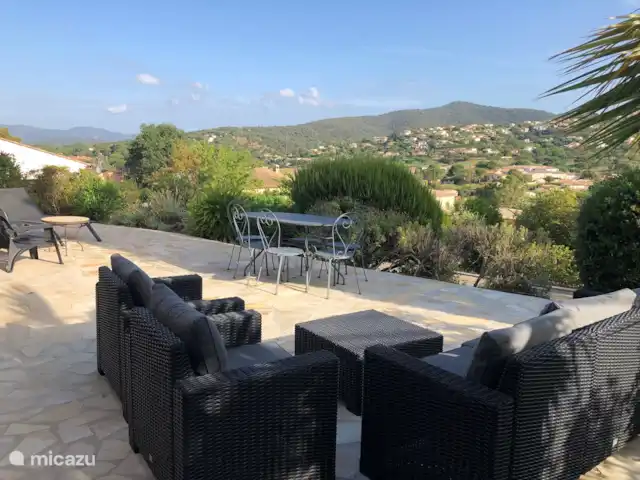 Va et Vient Soleil Sainte-Maxime | France, Côte d'Azur, Sainte-Maxime - villa Terrasse à l'avant