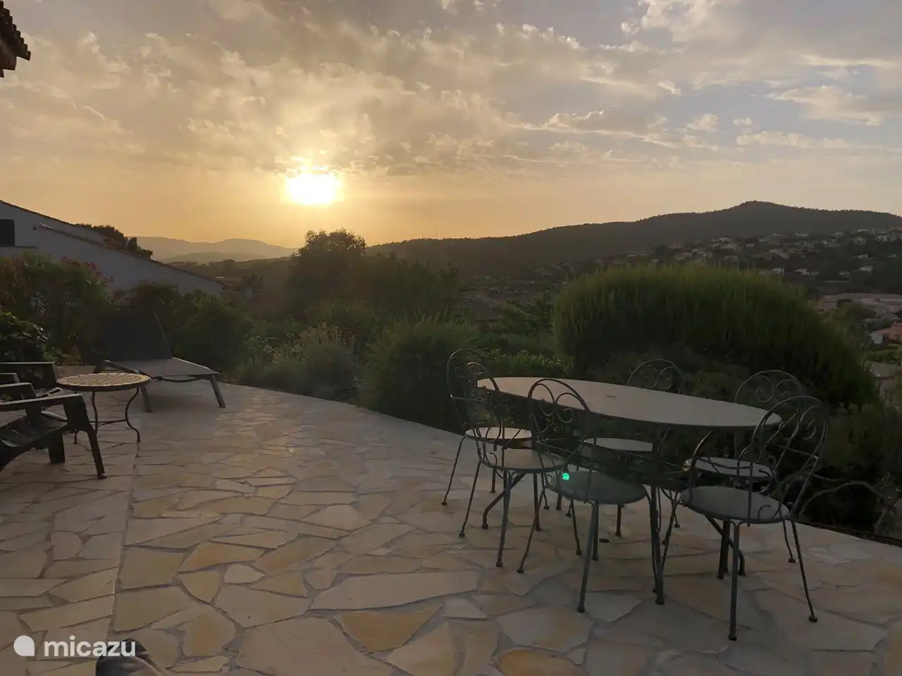 Genießen Sie die Abendsonne auf verschiedenen Terrassen
