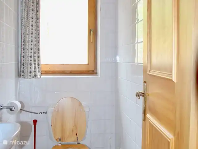 Va et Vient Zell am See/Kaprun en Austria, Salzburgo, Kaprun - chalet Uno o incluso dos aseos en las tres plantas.