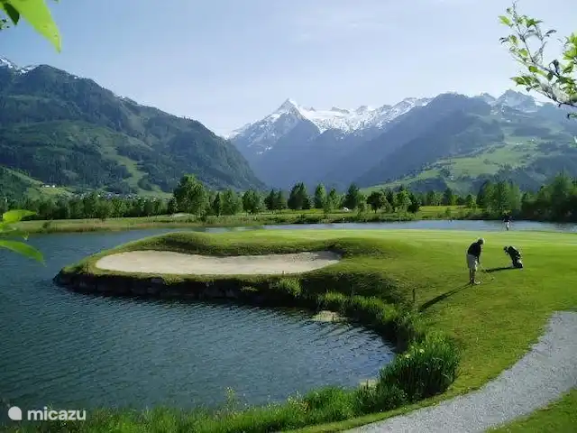Va et Vient Zell am See/Kaprun en Austria, Salzburgo, Kaprun - chalet Campo de golf Zell am See/Kaprun, a 5 minutos en coche de nuestra casa.