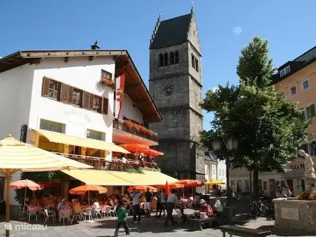 Va et Vient Zell am See/Kaprun en Austria, Salzburgo, Kaprun - chalet centro de Zell am See. Plaza central.