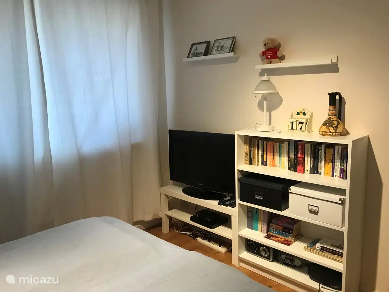 Schlafzimmer 2