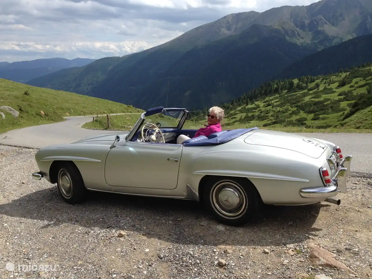 On the Sölkpass with our oldtimer