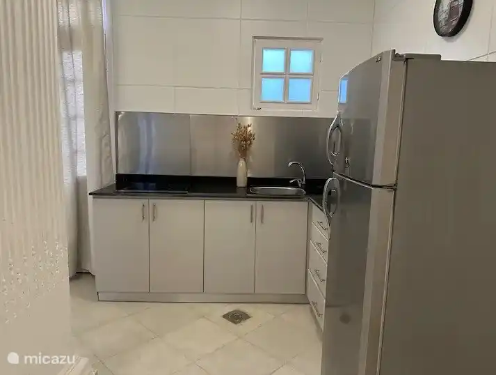 The kitchen is complete.